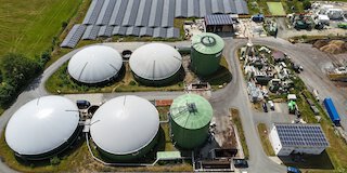 Optimierung von Biogasanlagen durch die Einspeisung von Pyrolysegas